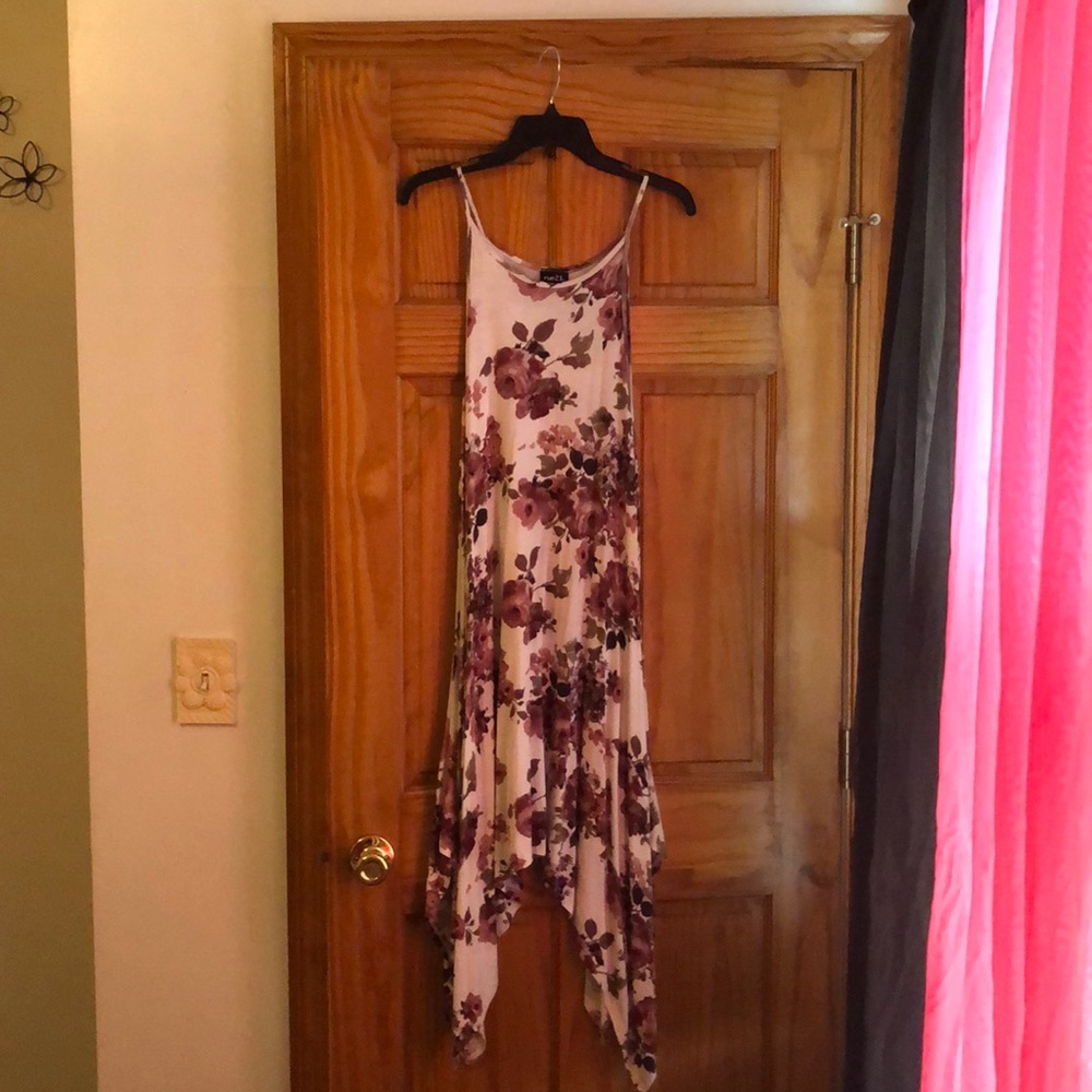 Rue 21 large floral dress, very long very delicate